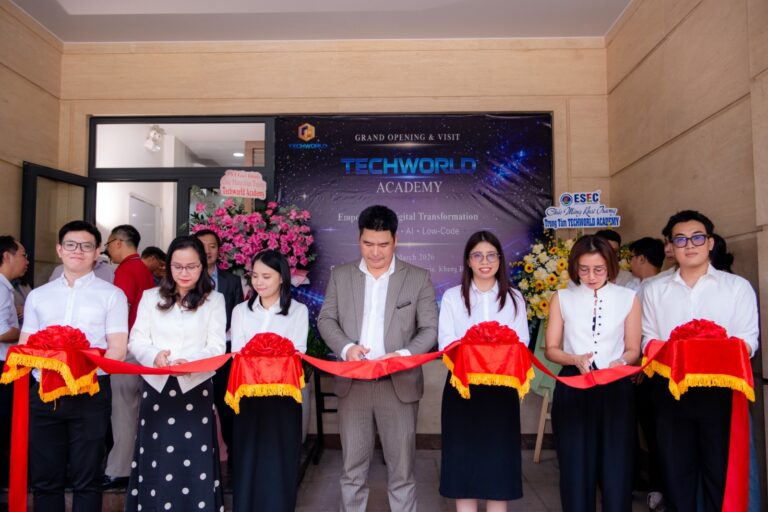 TECHWORLD CHÍNH THỨC KHAI TRƯƠNG TECHWORLD ACADEMY