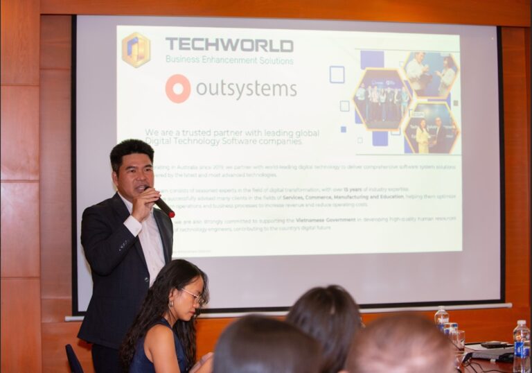 TECHWORLD & OutSystems Roundtable: Tối Ưu Vận Hành Doanh Nghiệp Trong Kỷ Nguyên AI